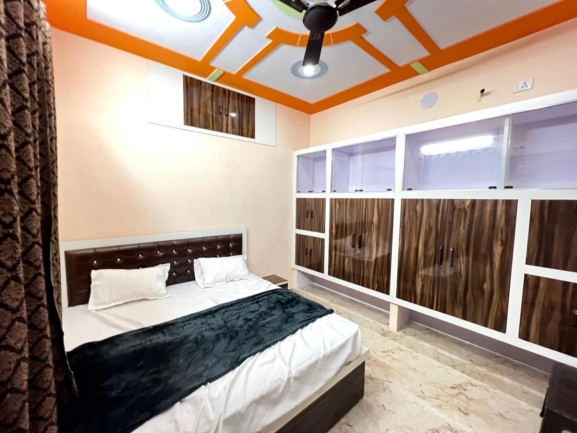 The Orchid Villa Homestay - Walkable Distance From Taj Mahal Agra  Extérieur photo